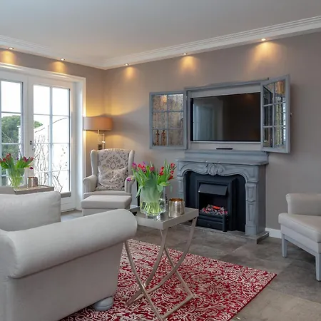 Daire Soenshoern 16 Dikjendeel