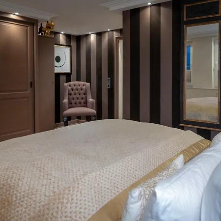 Daire Soenshoern 16 Dikjendeel